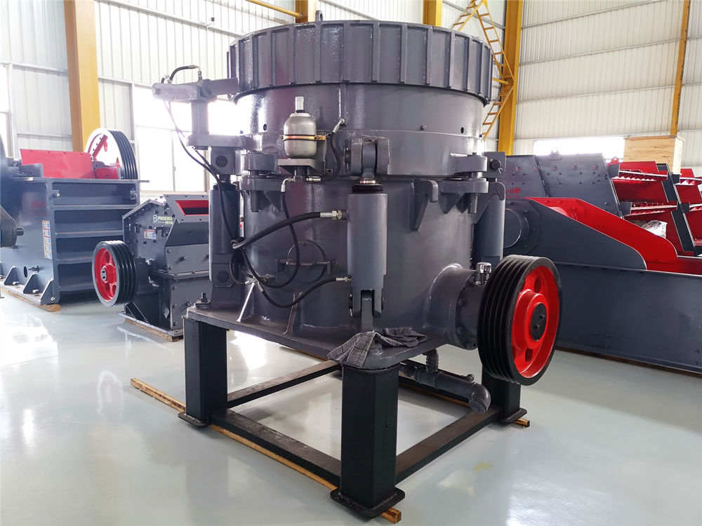 怎么解決多缸液壓圓錐破碎機飛濺泄油故障？